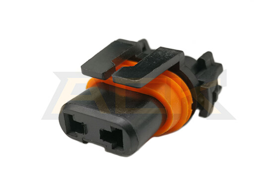 2 pin female waterproof car lighting connector (4)