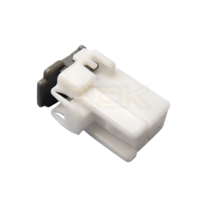 Carcasa del conector automotriz hembra sin sellar de 2 polos PK145 02017