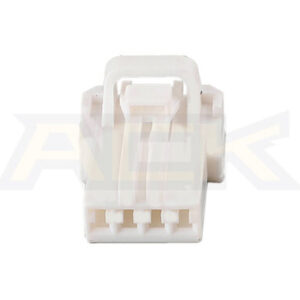 Conector automotriz hembra sin sellar de 4 vías MG611275 7123 7840 PH855 04010