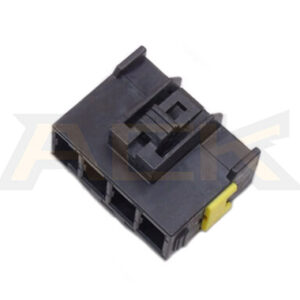 Conector automotriz hembra sin sellar de 4 vías MG651926 5 (3)