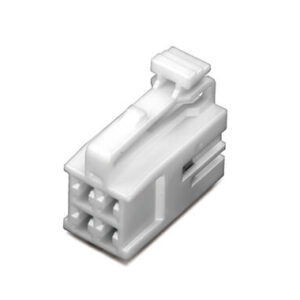 Conector automotriz hembra sin sellar de 4 vías MG655677